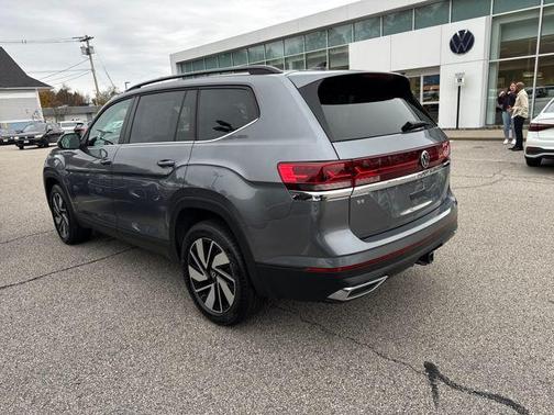 2025 Volkswagen Atlas 2.0T SE w/Technology 4MOTION