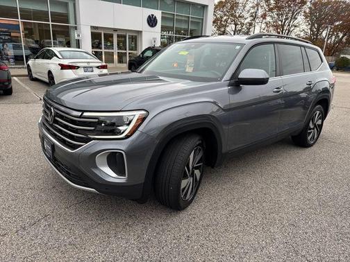 2025 Volkswagen Atlas 2.0T SE w/Technology 4MOTION