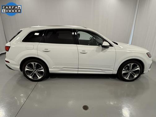 2021 Audi Q7 55 Prestige