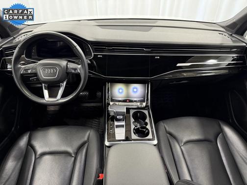 2021 Audi Q7 55 Prestige
