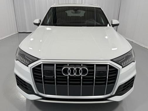 2021 Audi Q7 55 Prestige