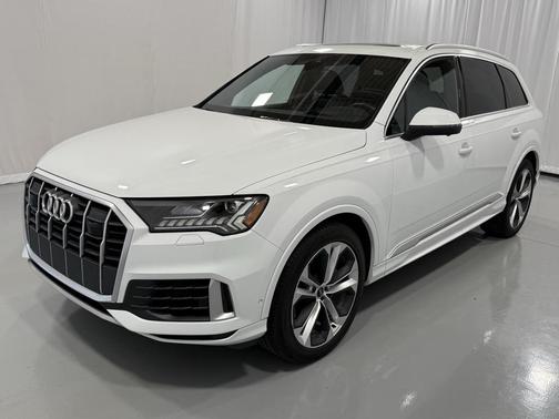 2021 Audi Q7 55 Prestige