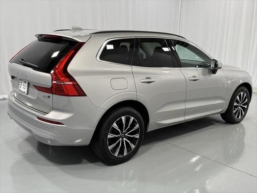 2023 Volvo XC60 B5 Core