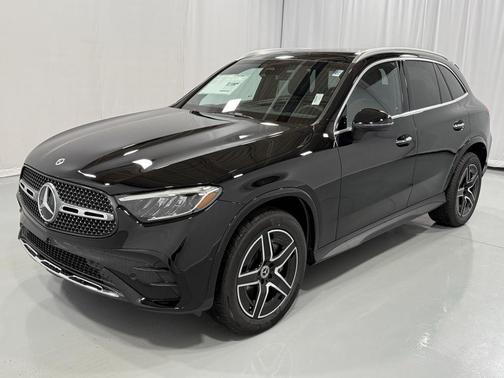 2026 Mercedes-Benz GLC 300 4MATIC