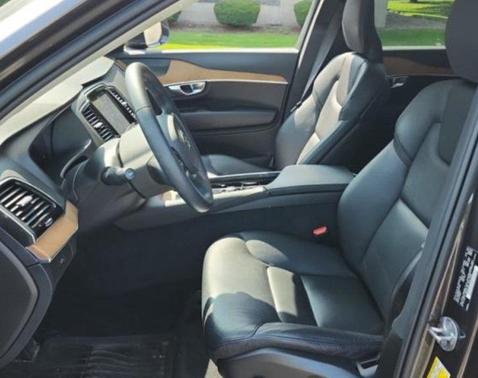2023 Volvo XC90 B6 Plus 6-Seater