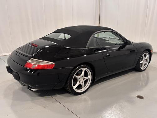 2001 Porsche 911 Carrera