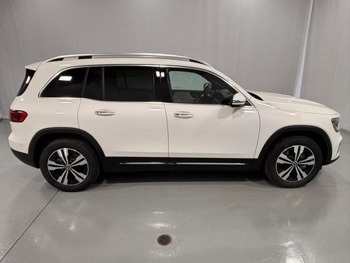 2026 Mercedes-Benz GLB 250 4MATIC