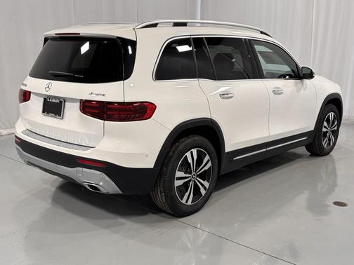 2026 Mercedes-Benz GLB 250 4MATIC