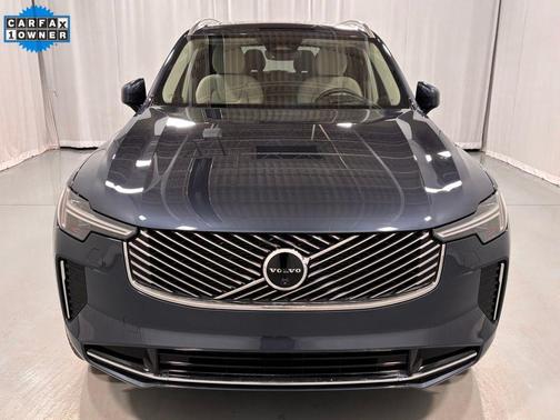 2025 Volvo XC90 B6 Ultra