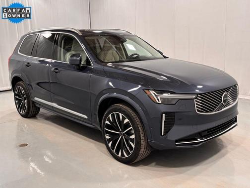 2025 Volvo XC90 B6 Ultra