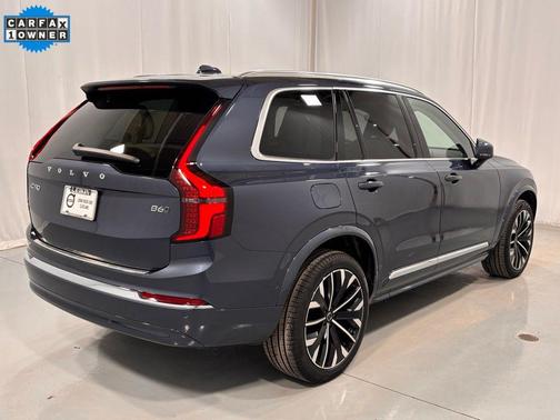 2025 Volvo XC90 B6 Ultra