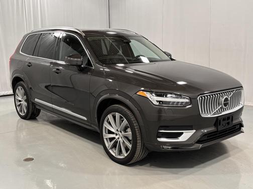 2023 Volvo XC90 B6 Plus 7-Seater
