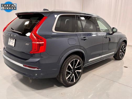 2023 Volvo XC90 B5 Plus