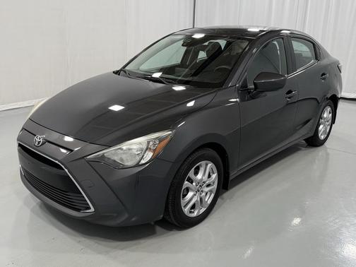2017 Toyota Yaris iA Base