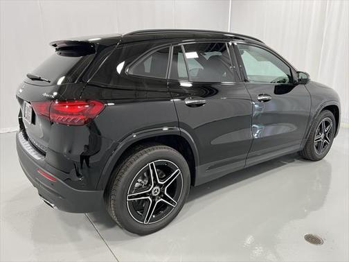 2025 Mercedes-Benz GLA 250 4MATIC