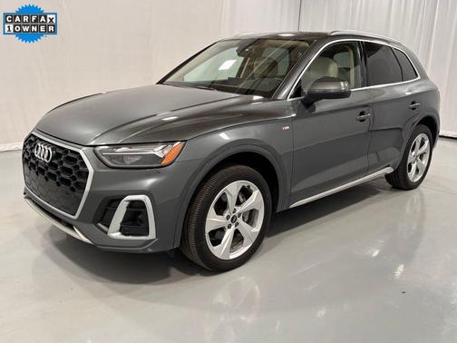 2022 Audi Q5 45 S line Premium Plus