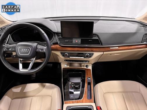 2022 Audi Q5 45 S line Premium Plus