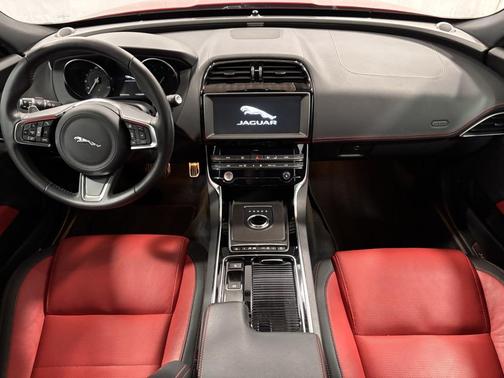 2019 Jaguar XE 25t Landmark