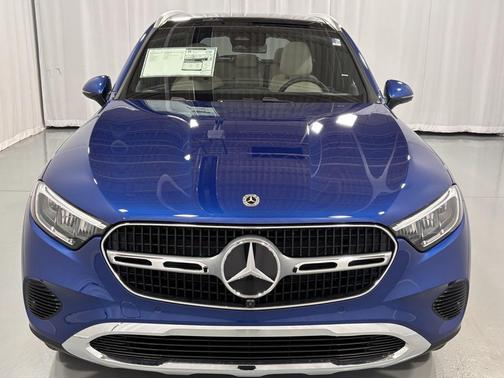 2026 Mercedes-Benz GLC 300 4MATIC