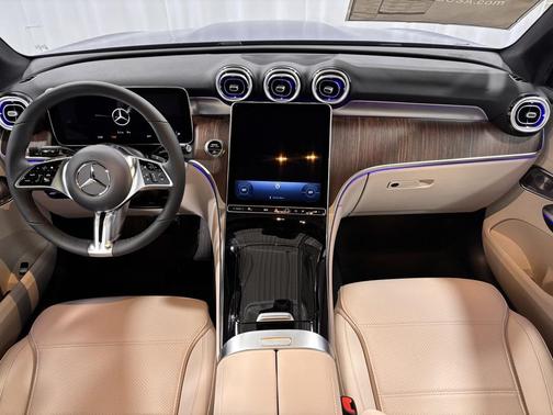2026 Mercedes-Benz GLC 300 4MATIC