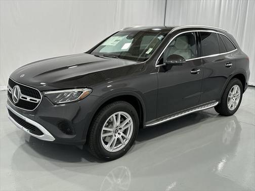 2025 Mercedes-Benz GLC 300 4MATIC