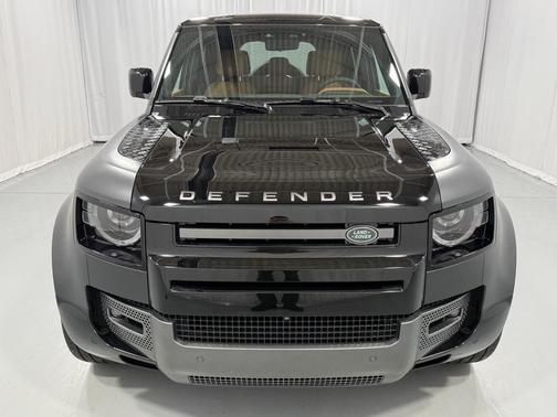 2024 Land Rover Defender 110 P525 Carpathian Edition