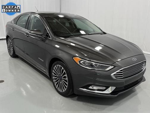 2017 Ford Fusion Hybrid SE