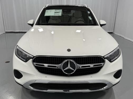 2025 Mercedes-Benz GLC 300 4MATIC