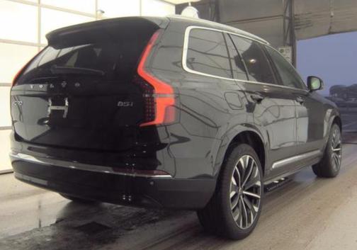 2025 Volvo XC90 B5 Plus 7-Seater