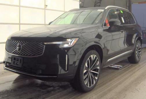 2025 Volvo XC90 B5 Plus 7-Seater