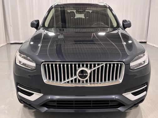 2023 Volvo XC90 B6 Plus 7-Seater