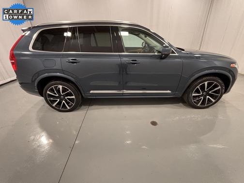 2023 Volvo XC90 B6 Plus 7-Seater