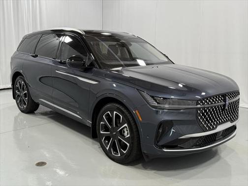 2024 Lincoln Nautilus Reserve