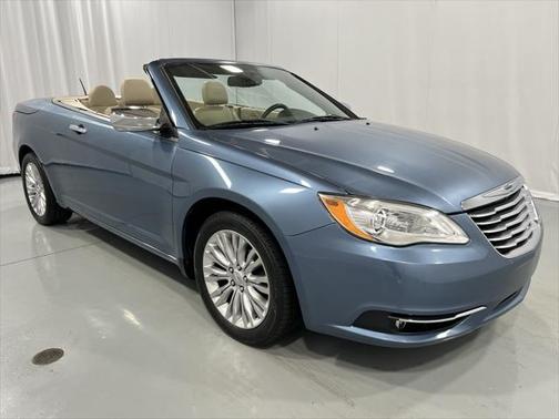 2011 Chrysler 200 Limited