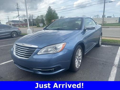 2011 Chrysler 200 Limited