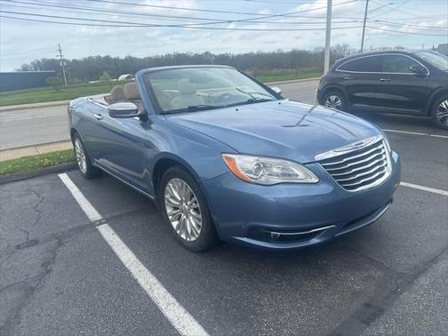 2011 Chrysler 200 Limited