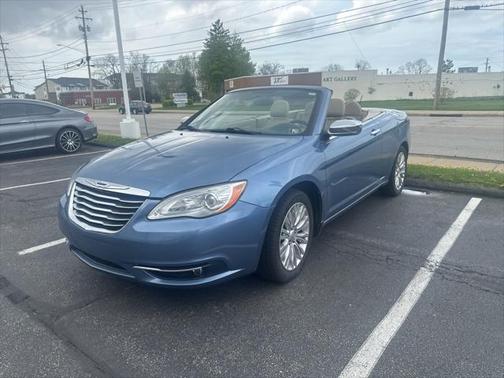 2011 Chrysler 200 Limited