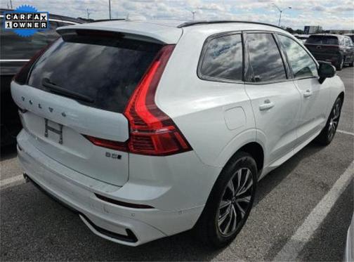 2025 Volvo XC60 B5 Plus