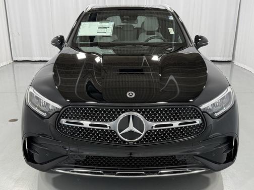 2026 Mercedes-Benz GLC 300 4MATIC