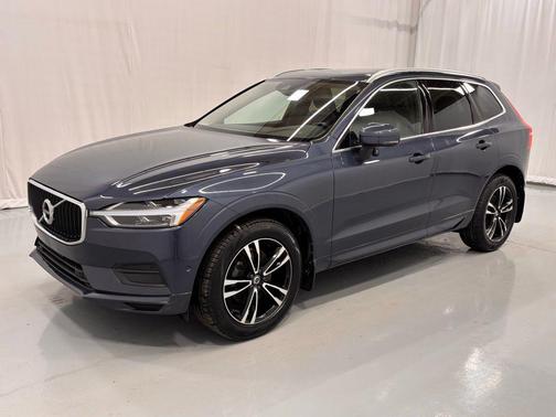 2019 Volvo XC60 T5 Momentum