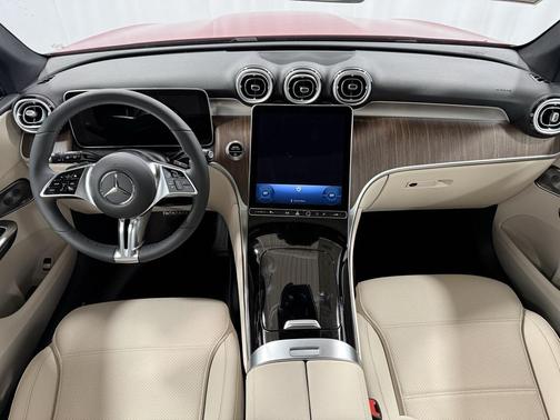 2026 Mercedes-Benz GLC 300 4MATIC