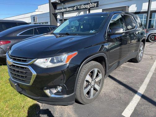 Mosaic Black Metallic 2019 Chevrolet Traverse LT Leather