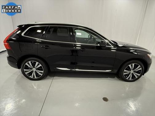 2022 Volvo XC60 B5 Inscription