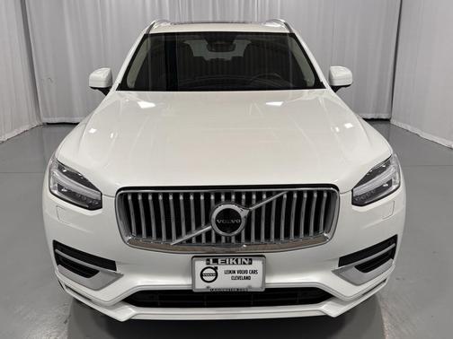 2025 Volvo XC90 B6 Plus 7-Seater