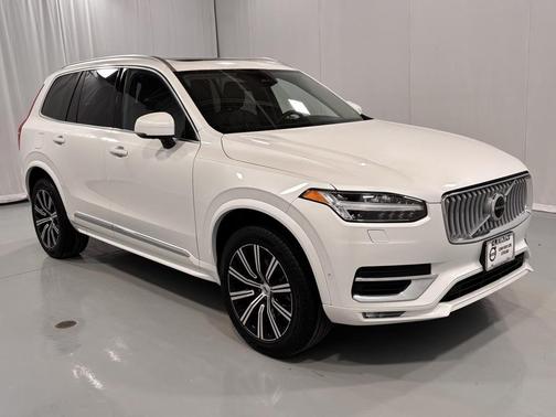 2025 Volvo XC90 B6 Plus 7-Seater