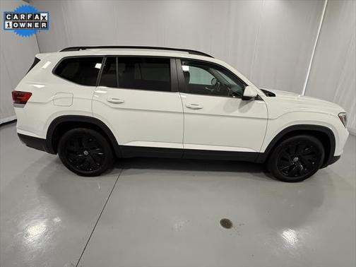 2025 Volkswagen Atlas 2.0T SE w/Technology 4MOTION