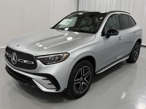 2026 Mercedes-Benz GLC 300 4MATIC