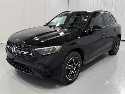 2026 Mercedes-Benz GLC 300 4MATIC