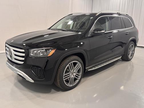 2026 Mercedes-Benz GLS 450 4MATIC