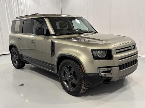 2024 Land Rover Defender 110 P400 X-Dynamic SE